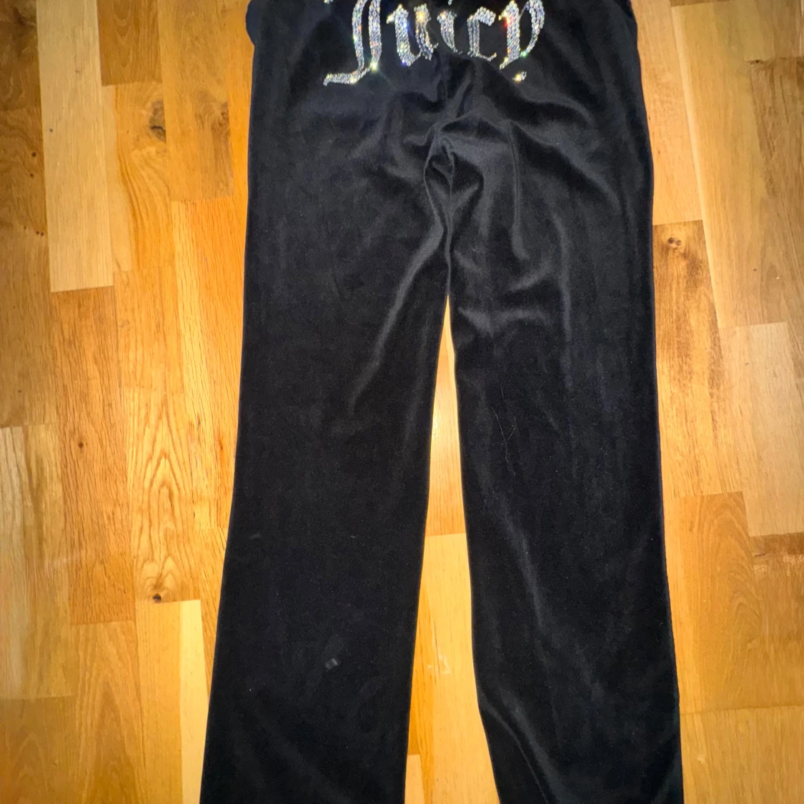 Svarta velourbyxor Juicy Couture XS