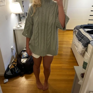 stickad tröja  - kabelstickad polotröja från zara🩷🩷