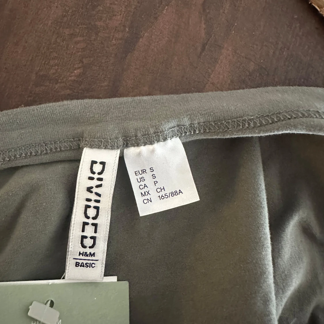 Grå croppad linnetopp från H&M - 2