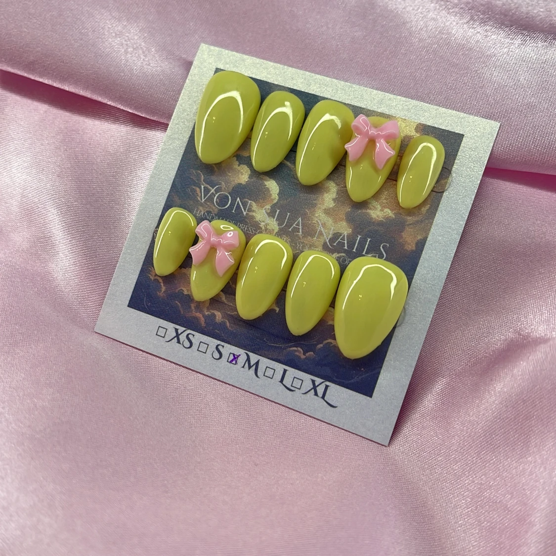 Lemonade (M);Short Almond - 1