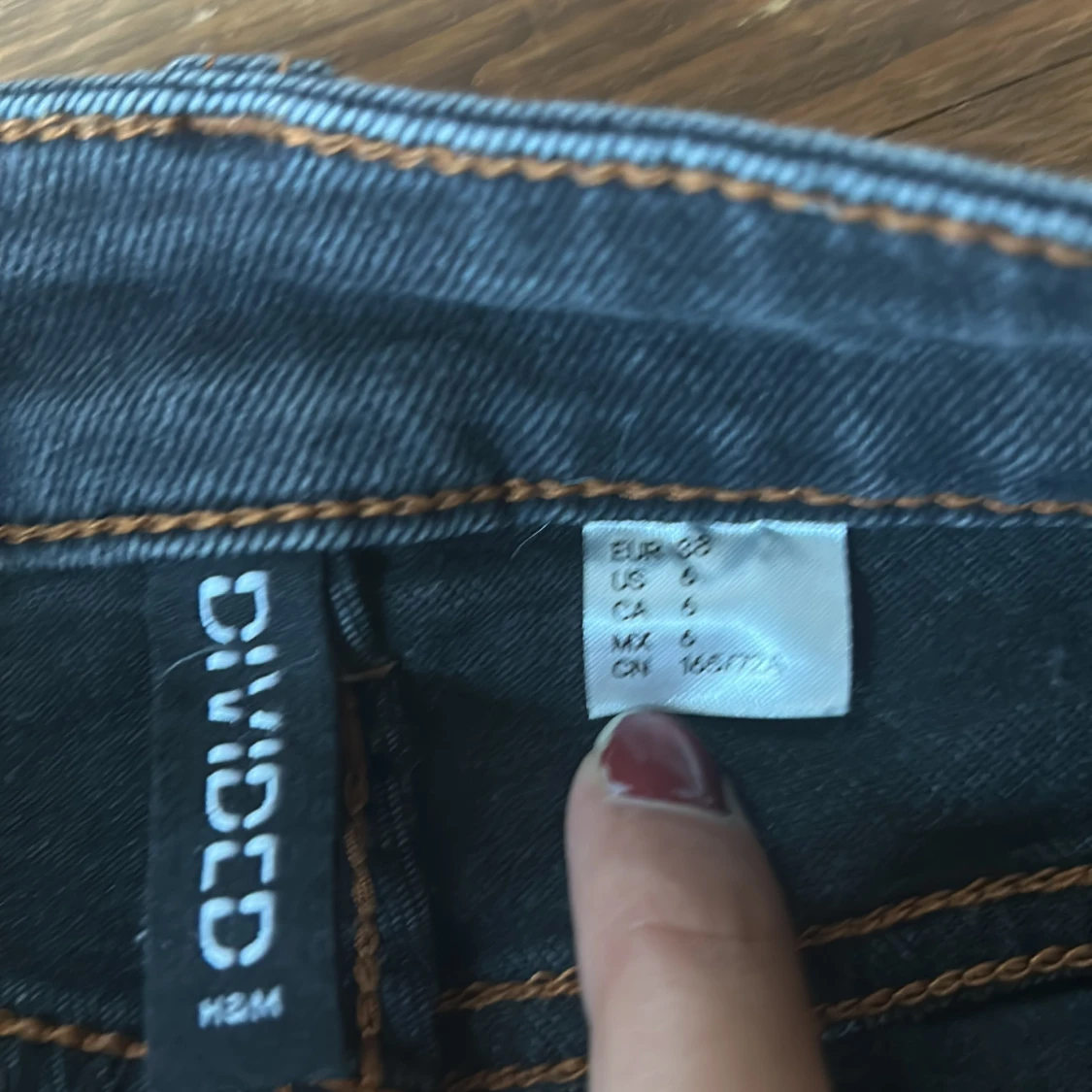 Blå bootcut jeans från H&M Divided - 2