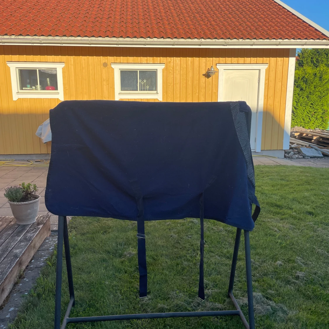 Marinblått fleecetäcke med glitter