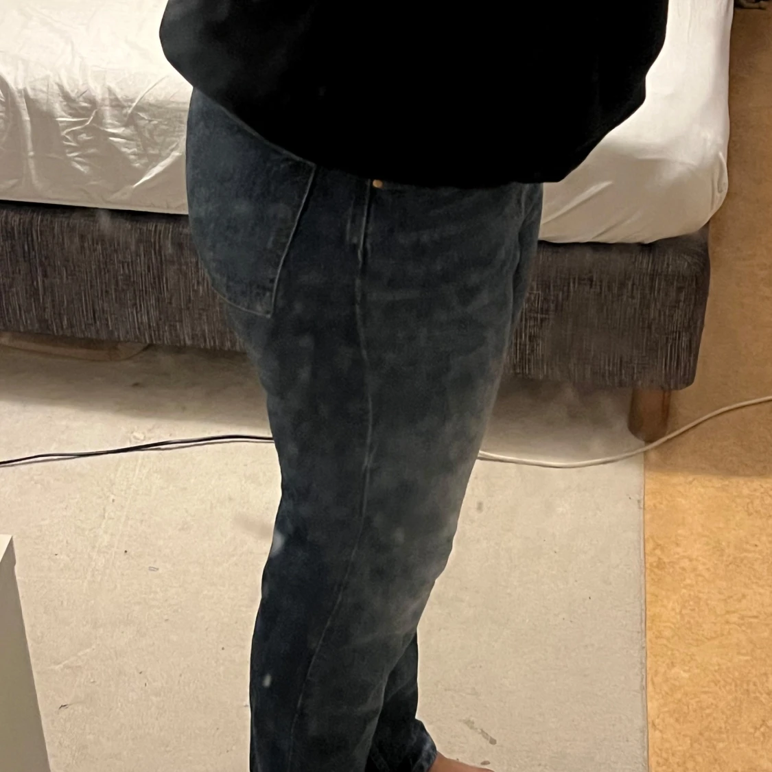 Blå raka jeansbyxor  - 1