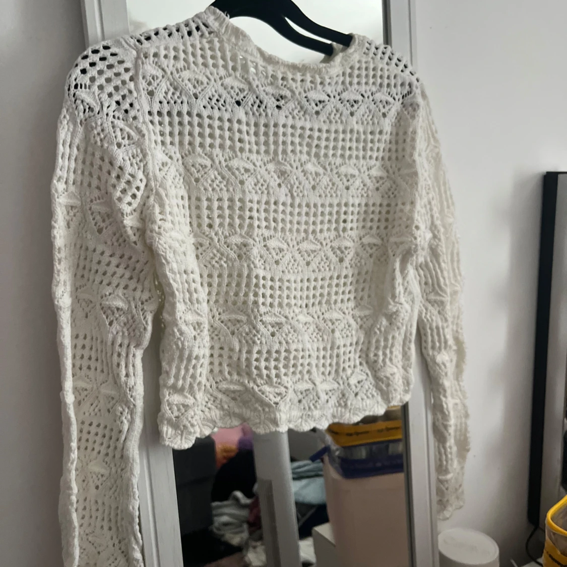 Vit virkad tröja - 2