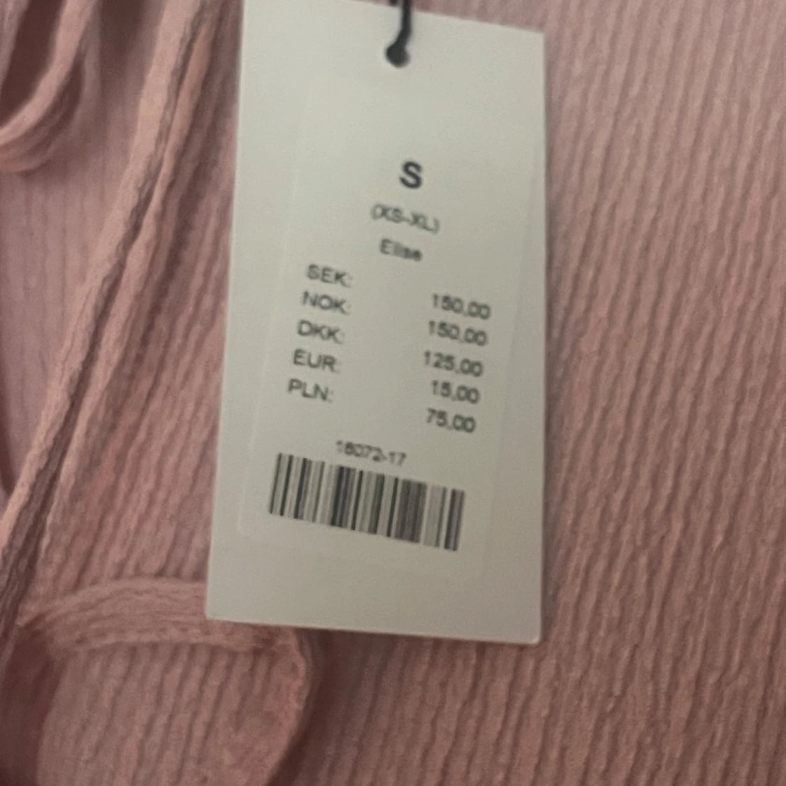 Ljusrosa klänning med knyt från Elle - 1