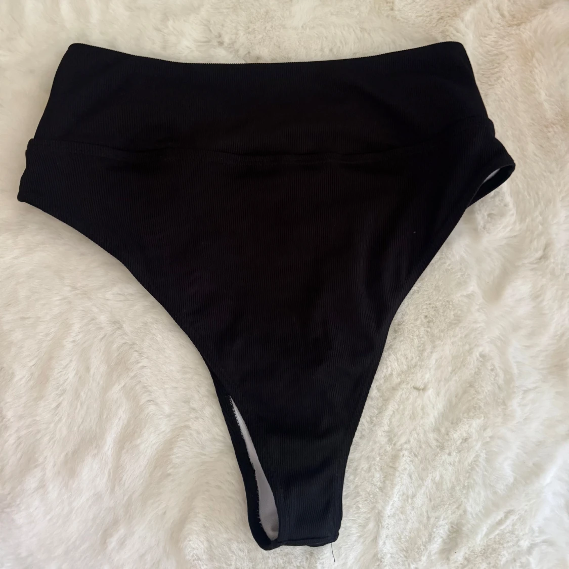 Svart bikiniunderdel från SHEIN XL - 1