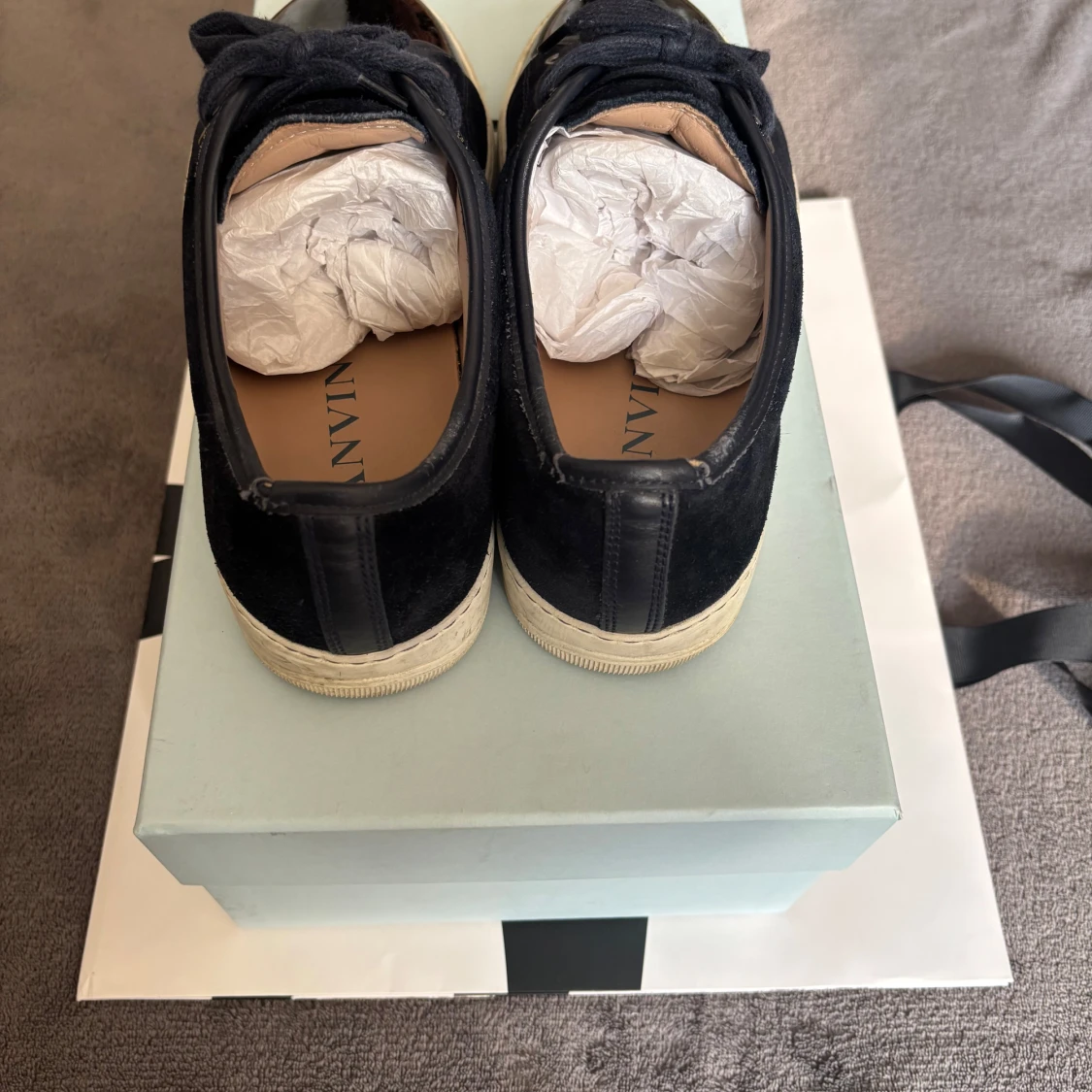 Svarta sneakers från Lanvin i mocka - 1