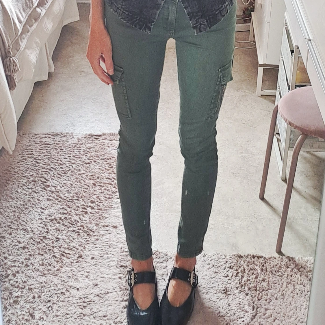 Gröna cargopants med dragkedjor - 2