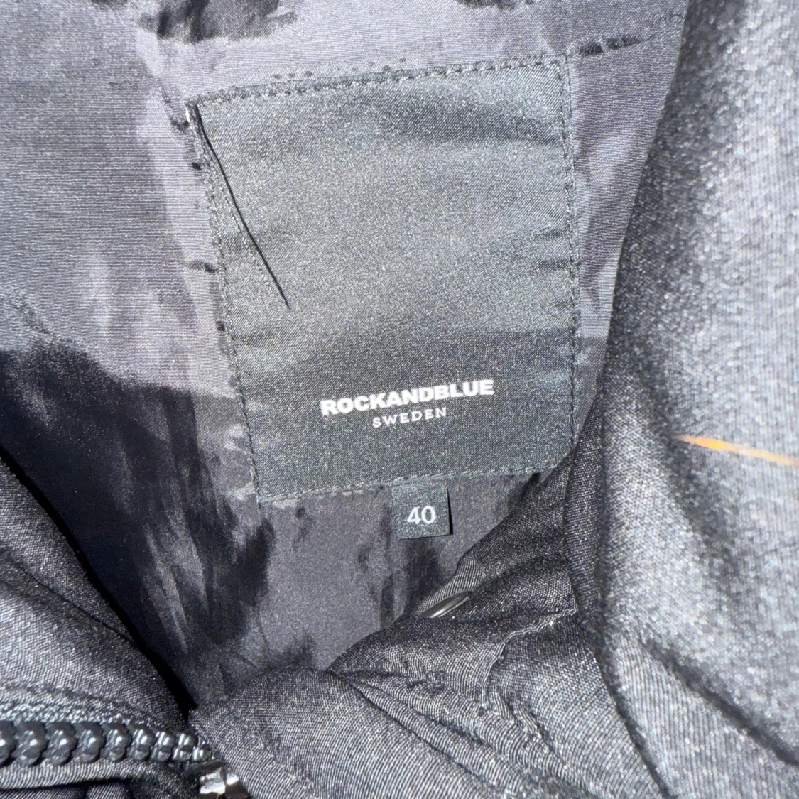 Rock and blue jacka - 2