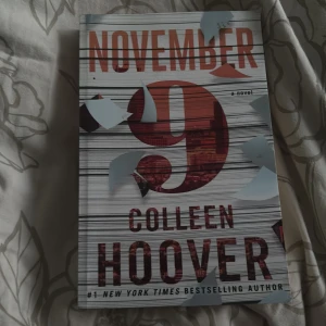 November 9 - November 9 av Colleen Hoover 