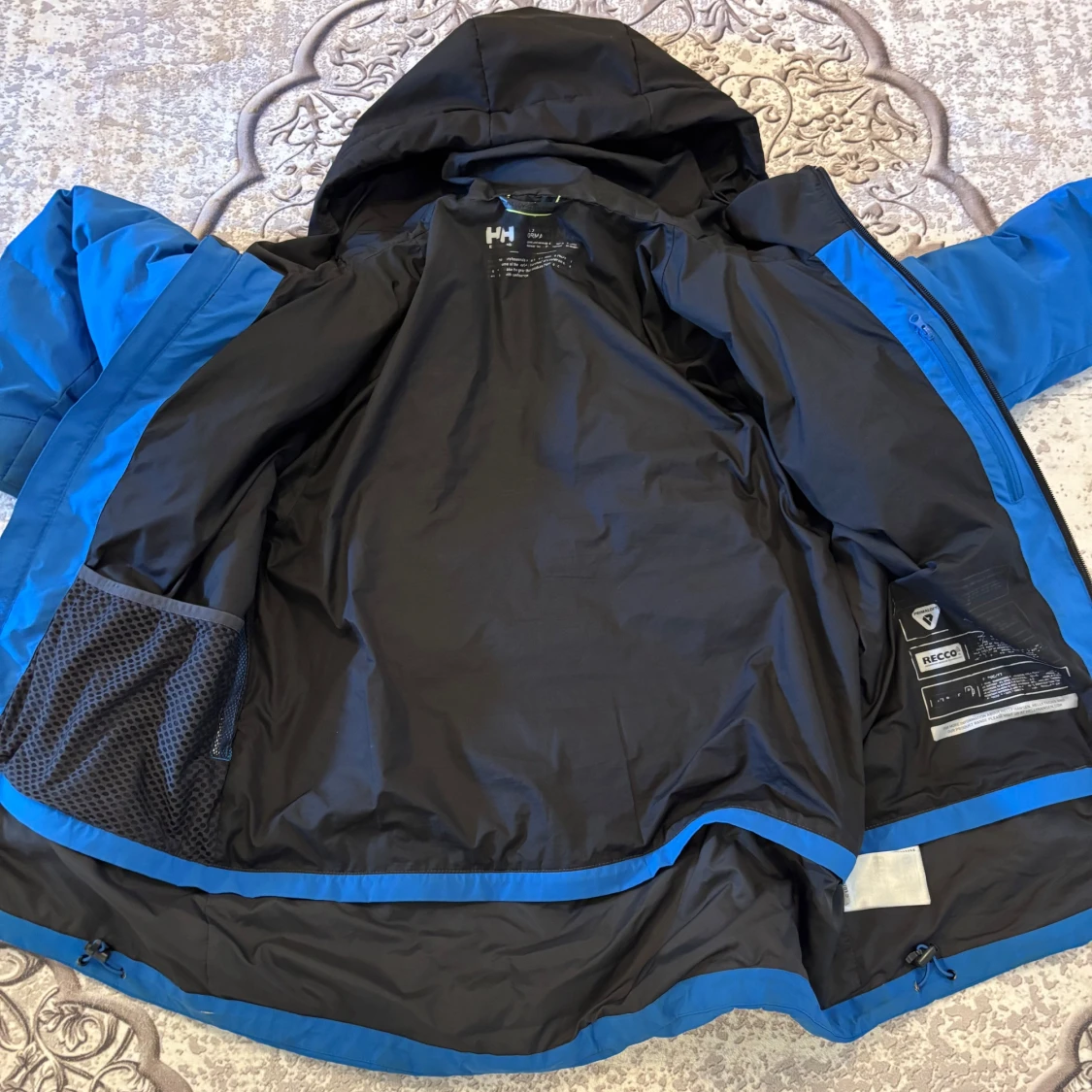 Blå pufferjacka från Helly Hansen - 3