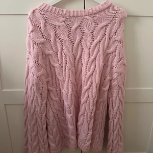 Gina tricot cable knitted sweater - Så fin tröja från Gina i storlek L 💗 