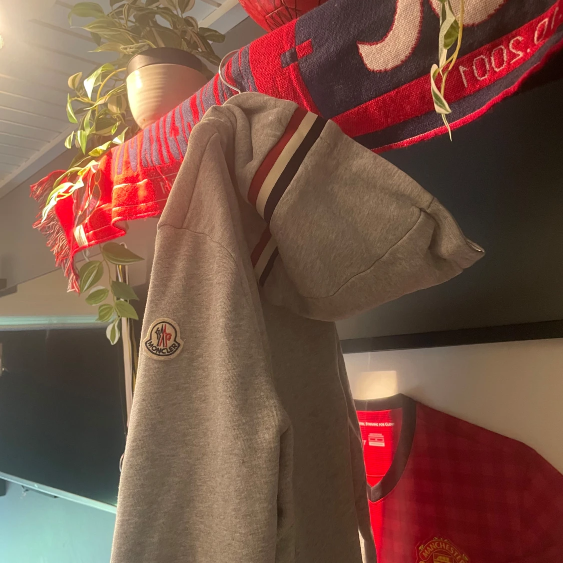 Fräsch grå zip hoodie - 1