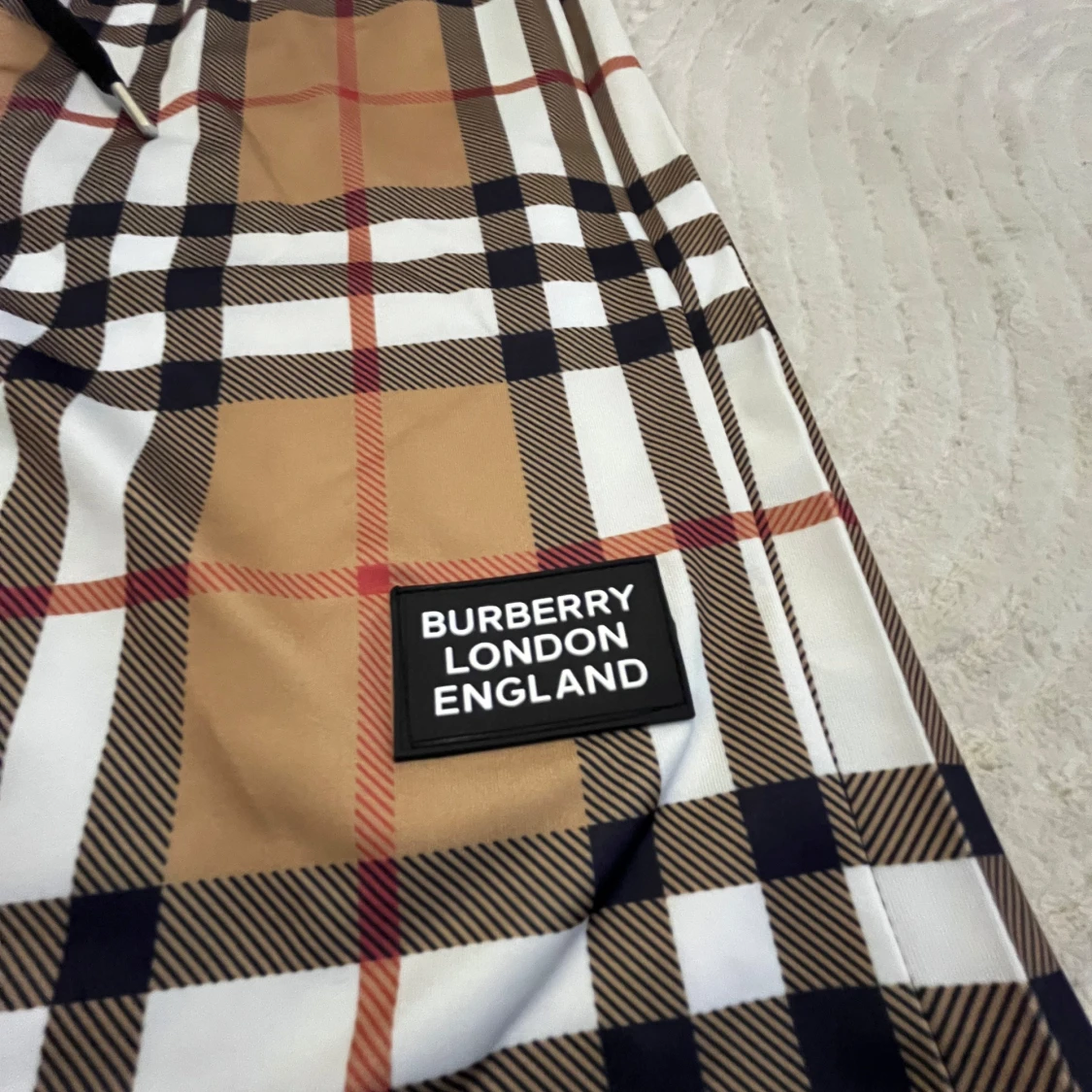  Burberry shorts  - 1