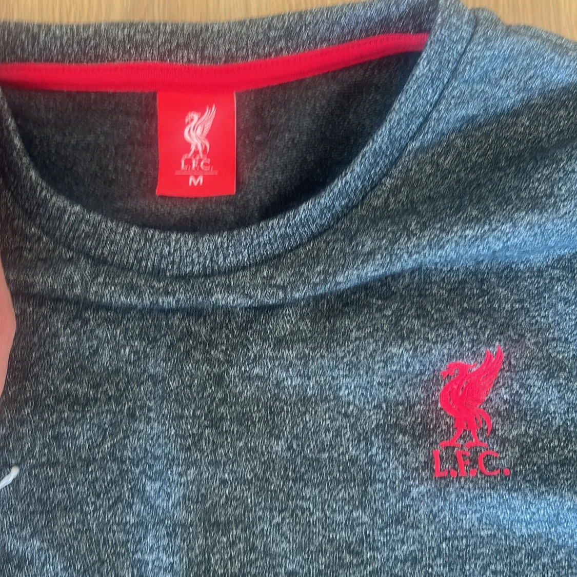 Grå Liverpool LFC tröja i bomull - 1