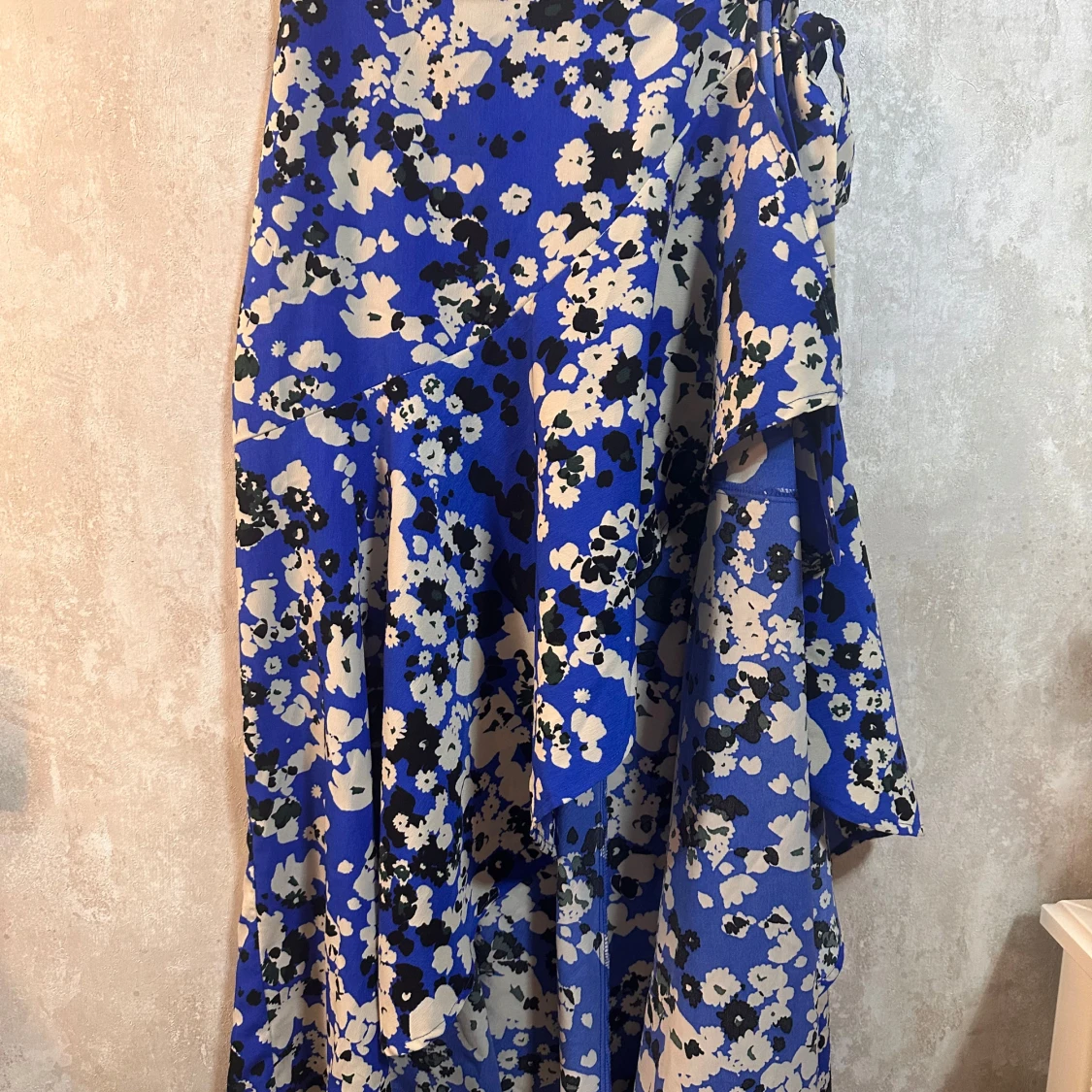 Blommig omlottkjol  - 2