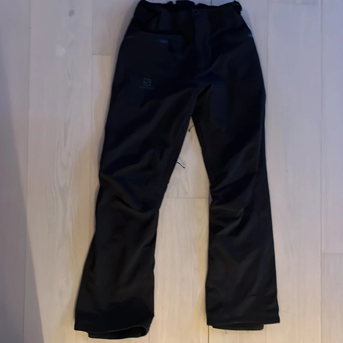 Svarta täckbyxor från Salomon