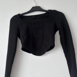 Svart topp  - Svart topp