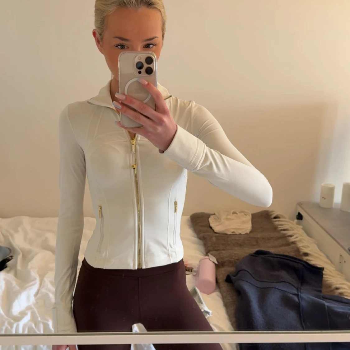 Vit cropped nulu define jacket från Lululemon