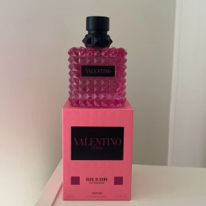 Valentino Extradose 100ml - Valentino’s nya Extradose parfym från 2025 i 100ml flaska! 💐
