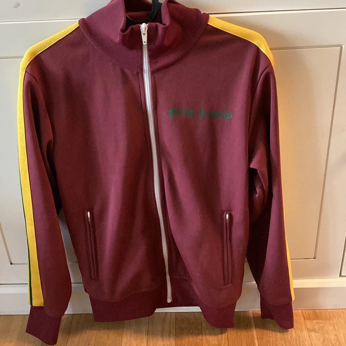 Vinröd trackjacka från Palm Angels - 1
