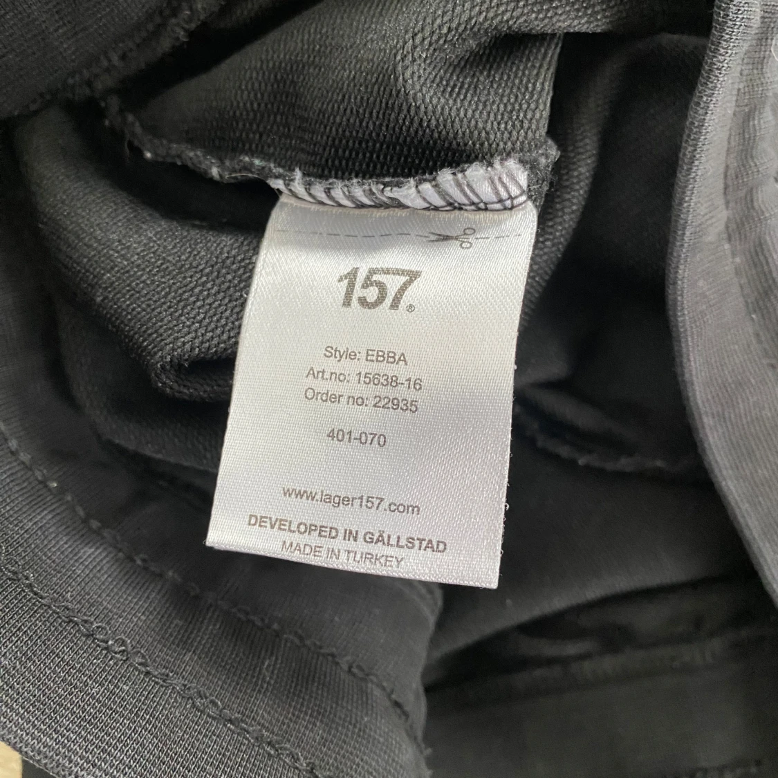 Svarta mjukisbyxor från 157 - 2