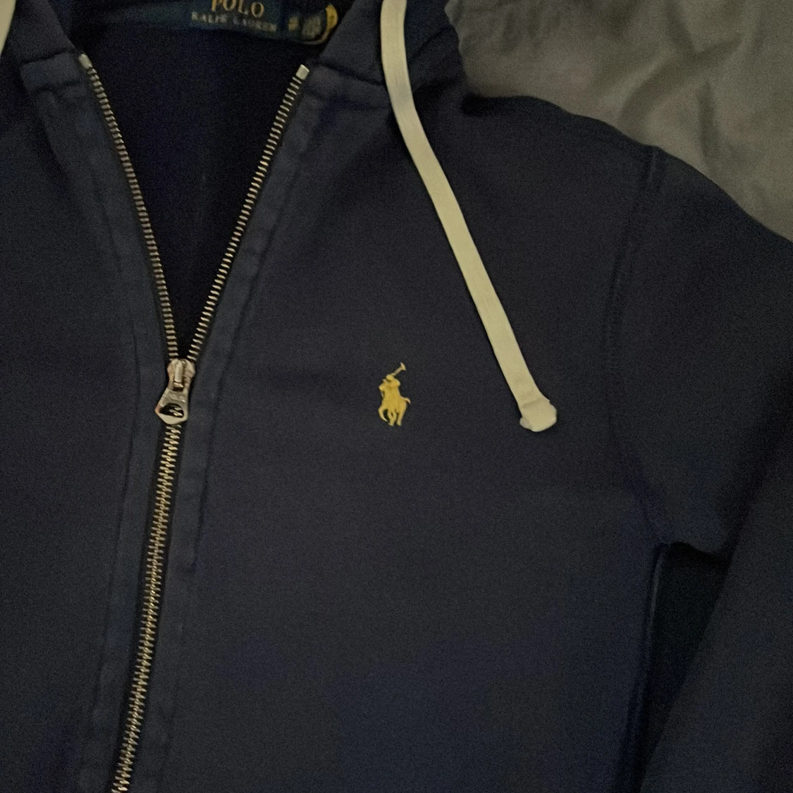Mörkblå hoodie från Polo Ralph Lauren - 2