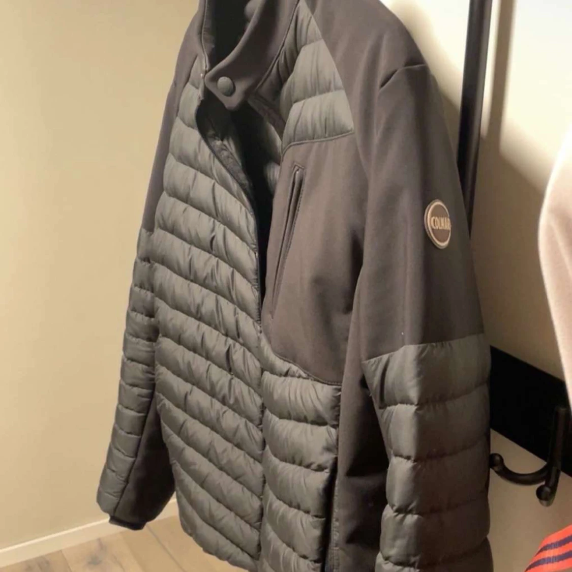 Svart quiltad jacka från Colmar - 1