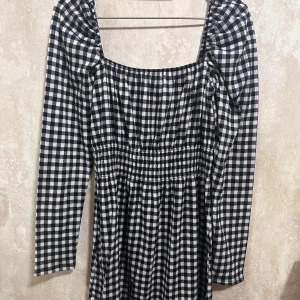 Klänning  - Klänning till sommaren 🖤 från hm 