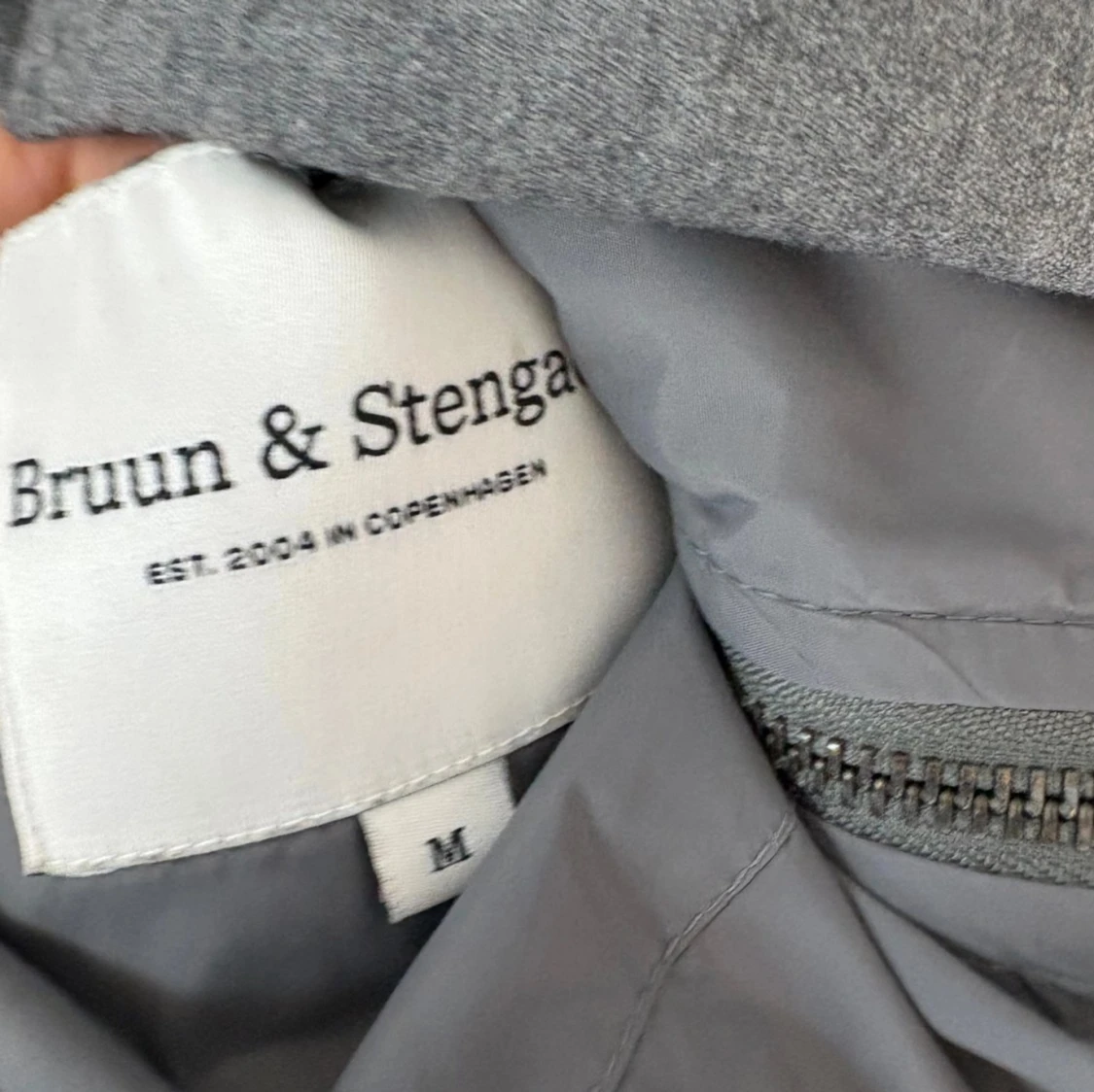 Bruun stengade väst  - 4