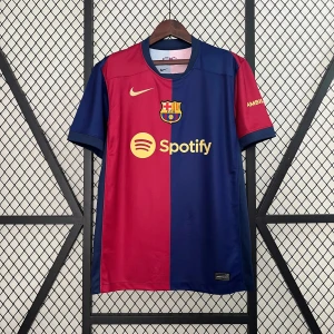 24/25 BARCELONA - 24/25 BARCELONA • Storlek S/M/L • Tryck på ryggen valfritt (max 15 karaktärer) • Frakt 5-17 dagar 🚚 • DM vid köp ✍️