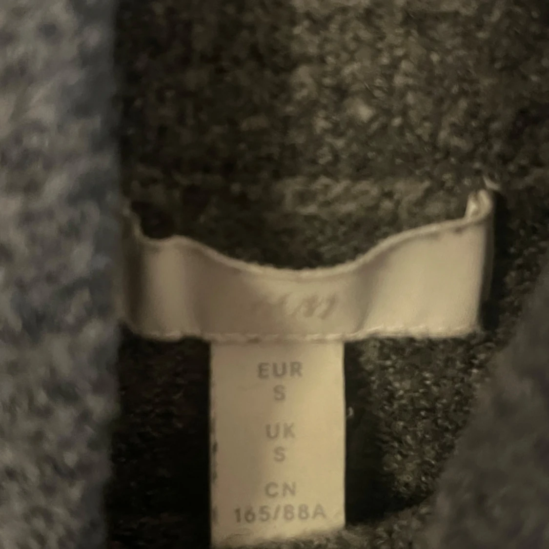 Grå långärmad tröja från H&M stl S - 2