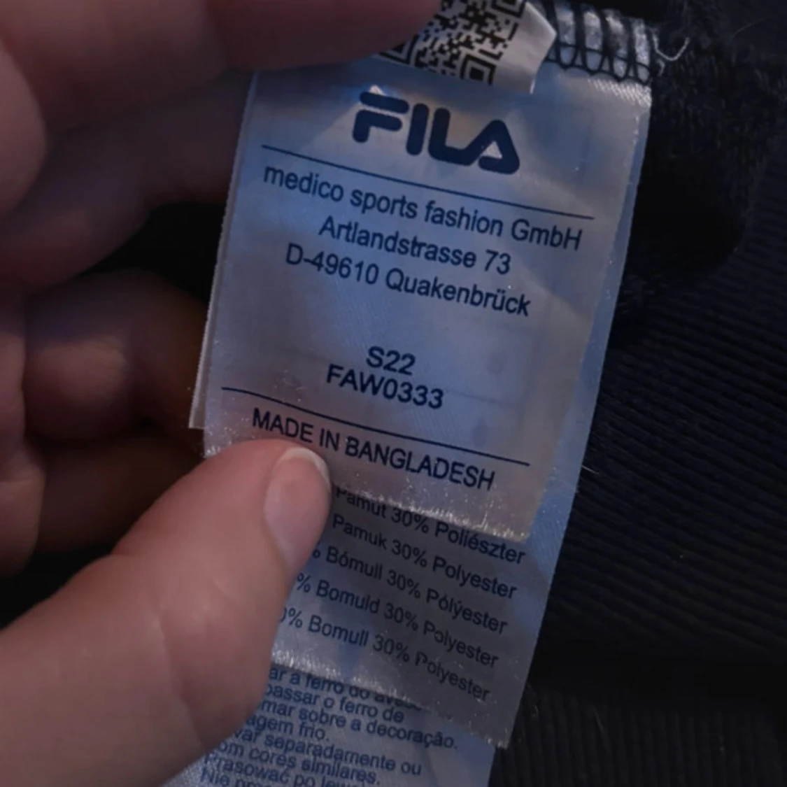 Svart pälsjacka med huva från Fila - 4