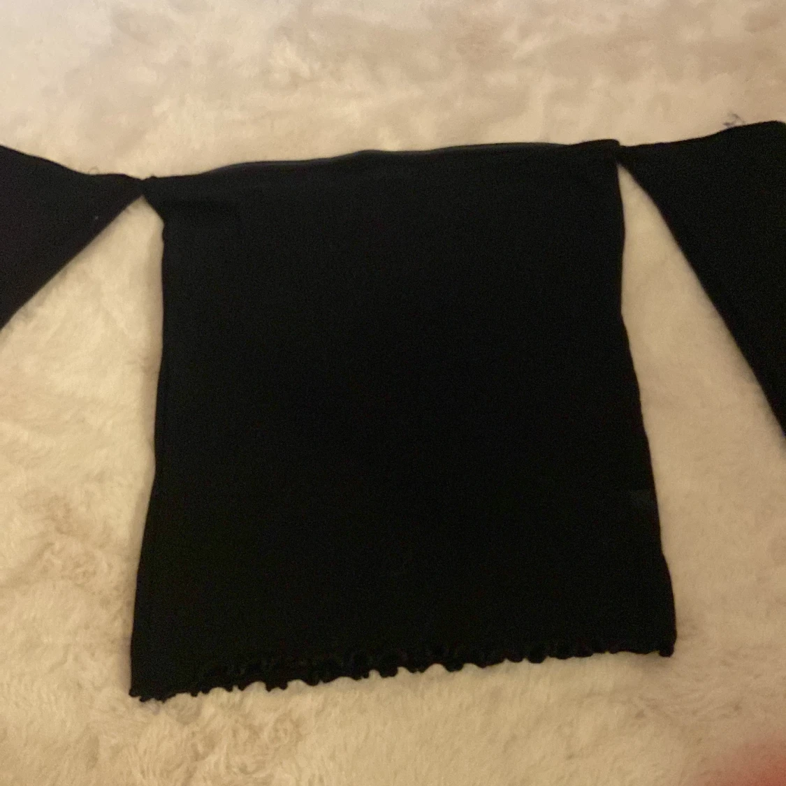 Svart offshoulder topp Gina Tricot XS - 2