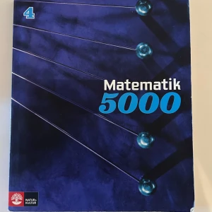 Matematik 4 5000, Solid Gold Engelska 7 + Facithäfte - Matematik 4 i bra skick - 300kr, Engelska 7 Solid Gold + facithäfte, ej använd - 450kr.