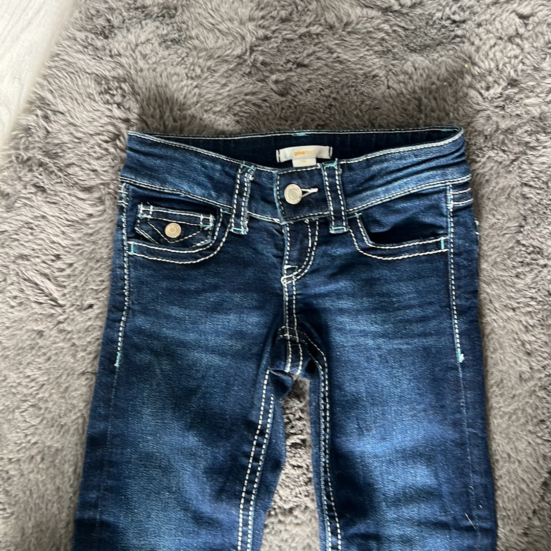 Blå bootcut jeans Gina Tricot 134 - 1