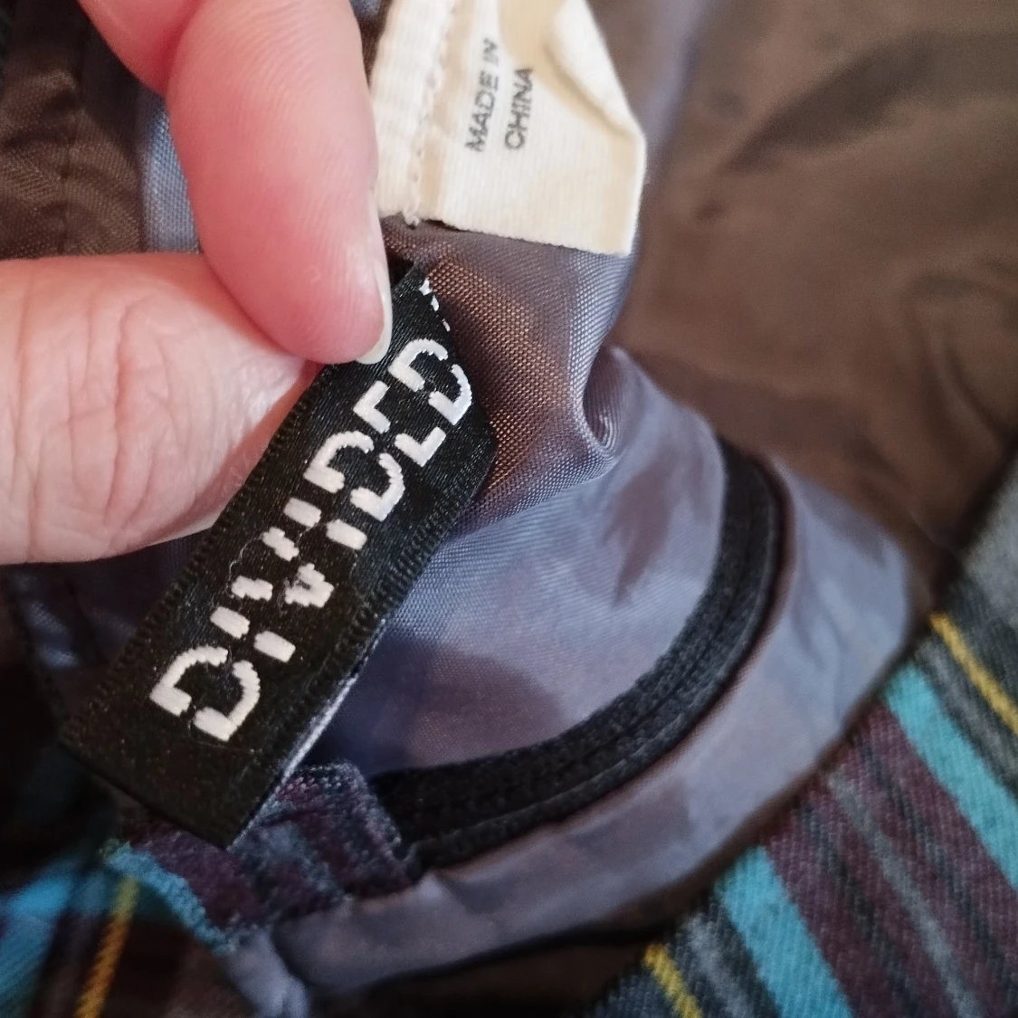 Grå rutig plisserad minikjol stl 38 - 4