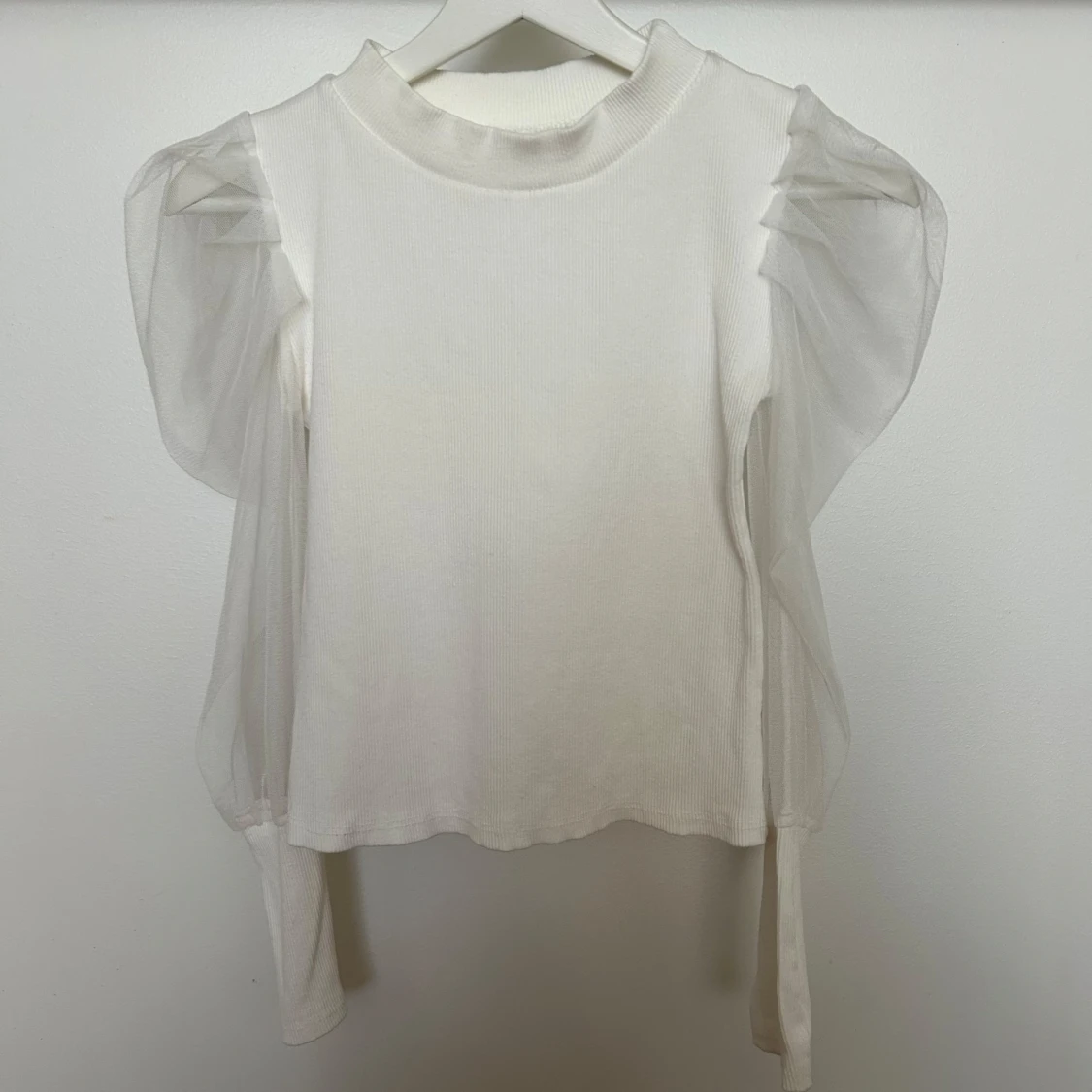 Vit topp från Missäy - 3