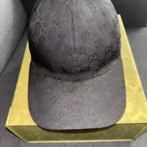 Gucci GG Keps - Nästintill oanvänt endast 3-4 gånger Original box tillkommer med  Storlek S (57 cm)                                                                original pris 5600kr