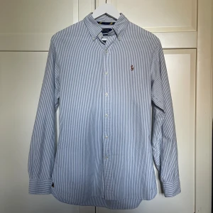 Polo Ralph Lauren Oxfordskjorta  - Oxfordskjorta från Ralph Lauren | bra skick | Storlek S | skriv vid funderingar eller frågor 👀|