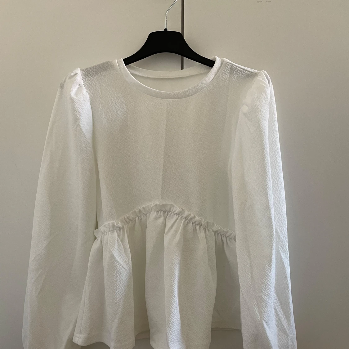 Vit långärmad topp