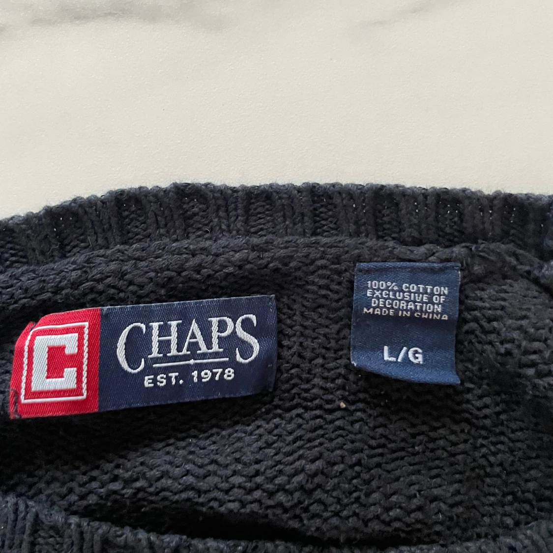 Svart stickad tröja - 2