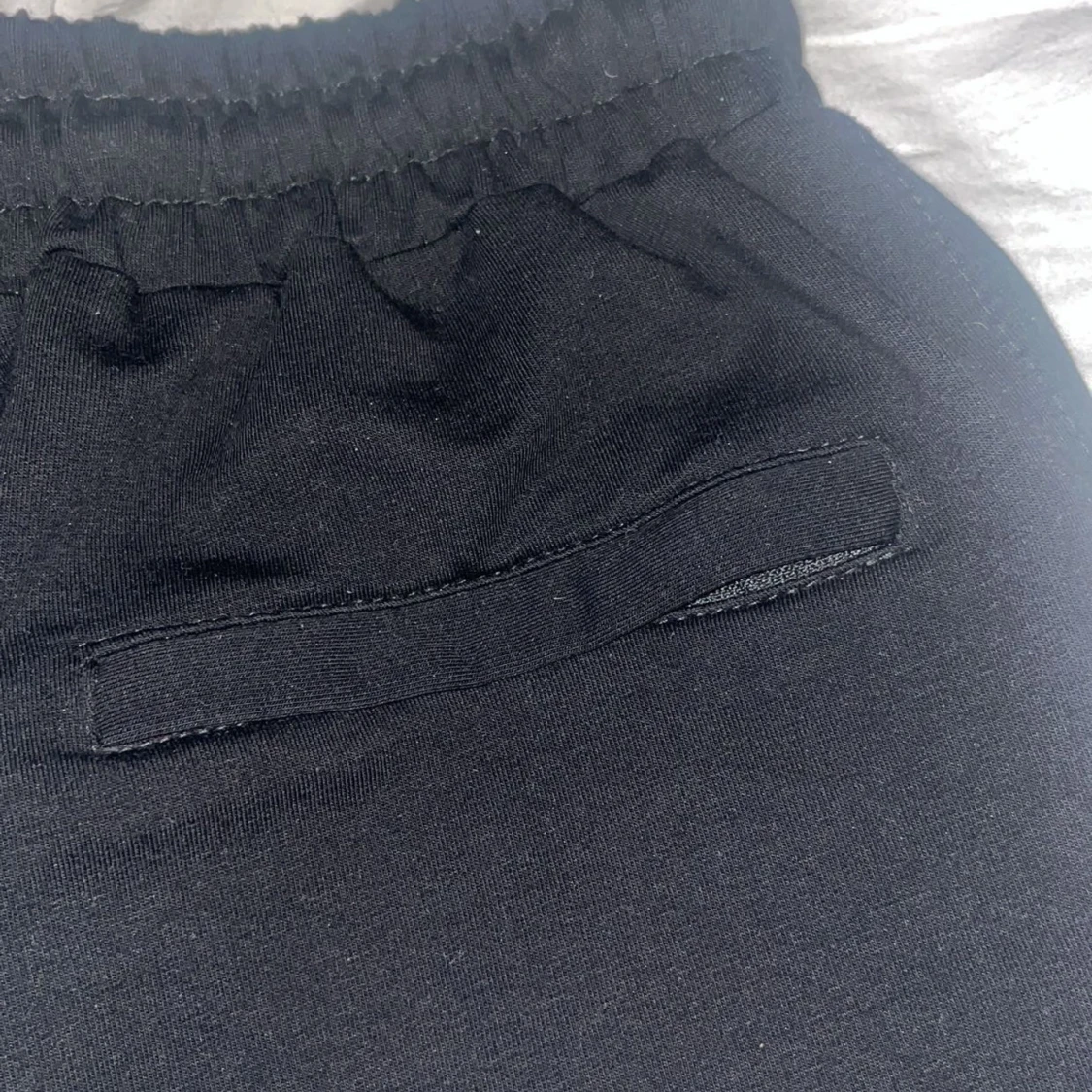 Svarta shorts från Moncler - 3