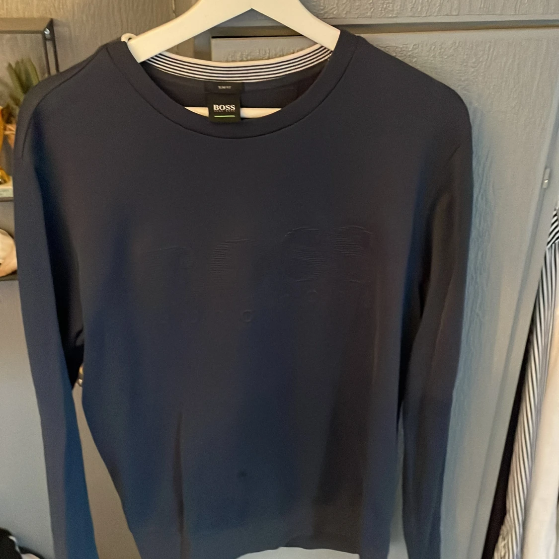 Mörkblå tröja från Hugo Boss - 4