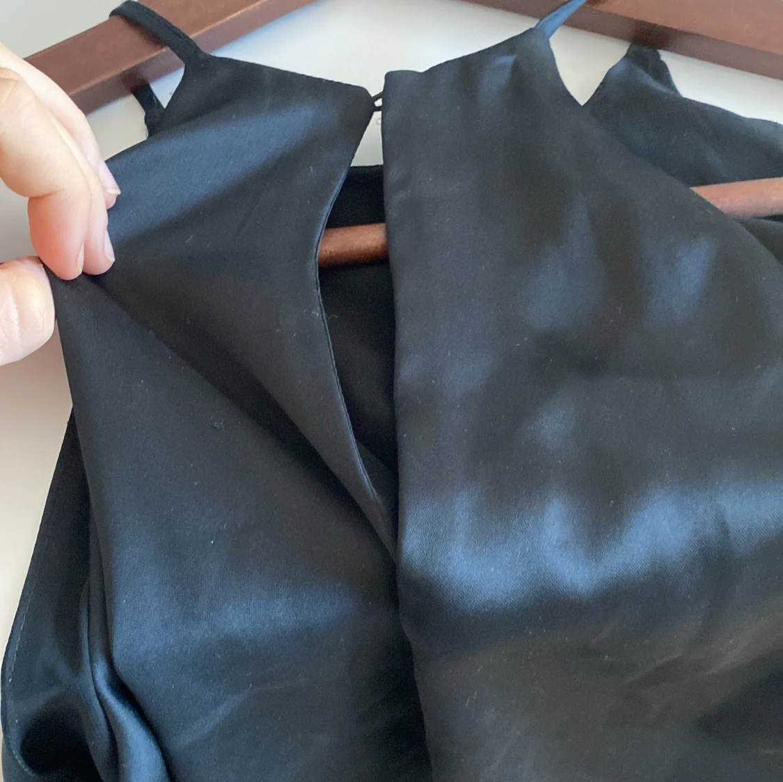 Söt satin linne med knapp  - 4