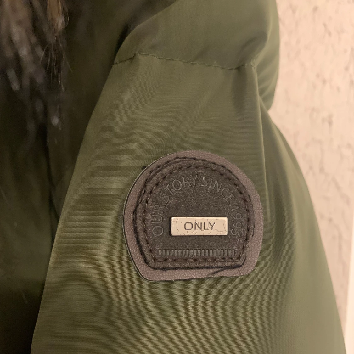 Militär Grön dunjacka från ONLY - 4