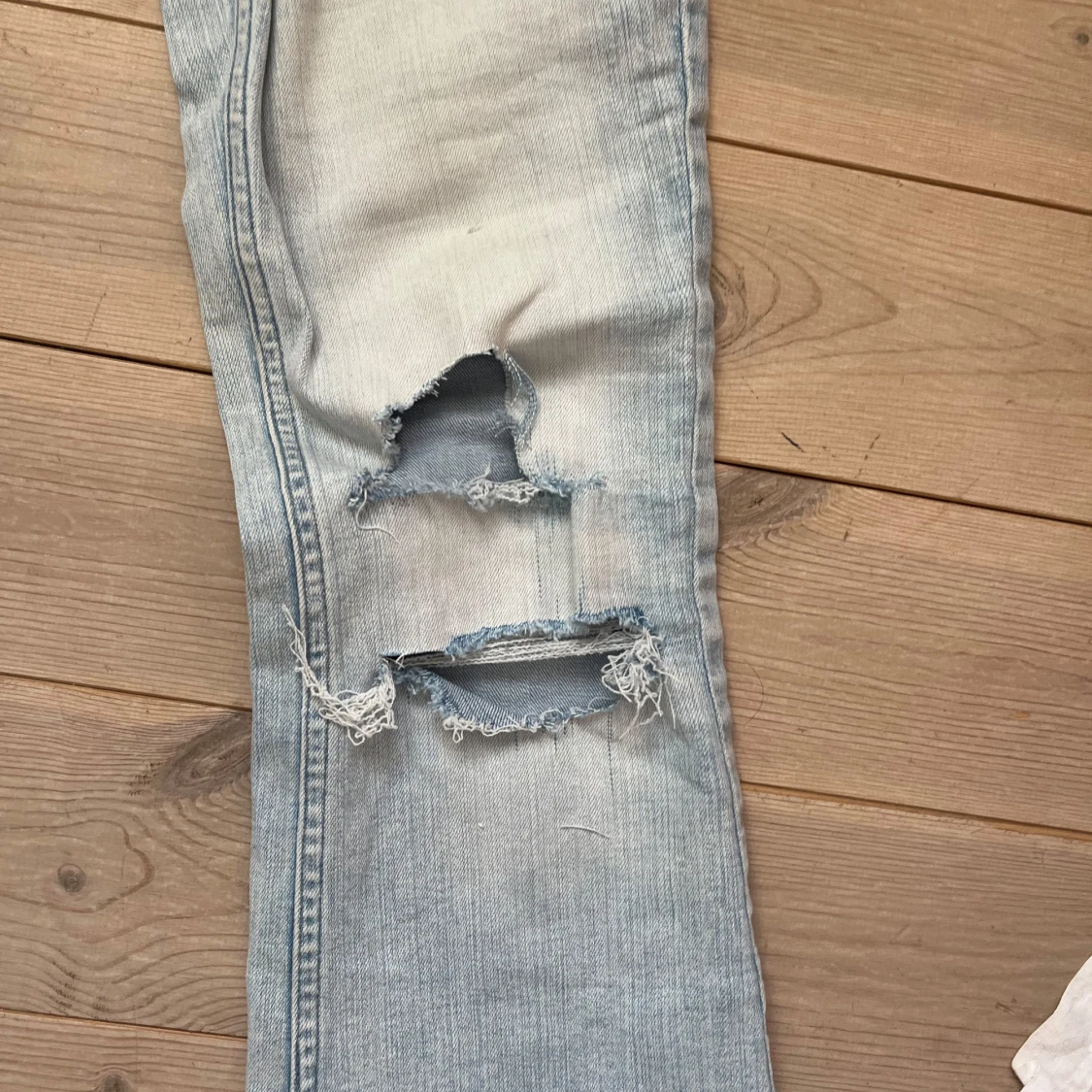 Ljusblå low waist  slitna bootcut jeans - 3