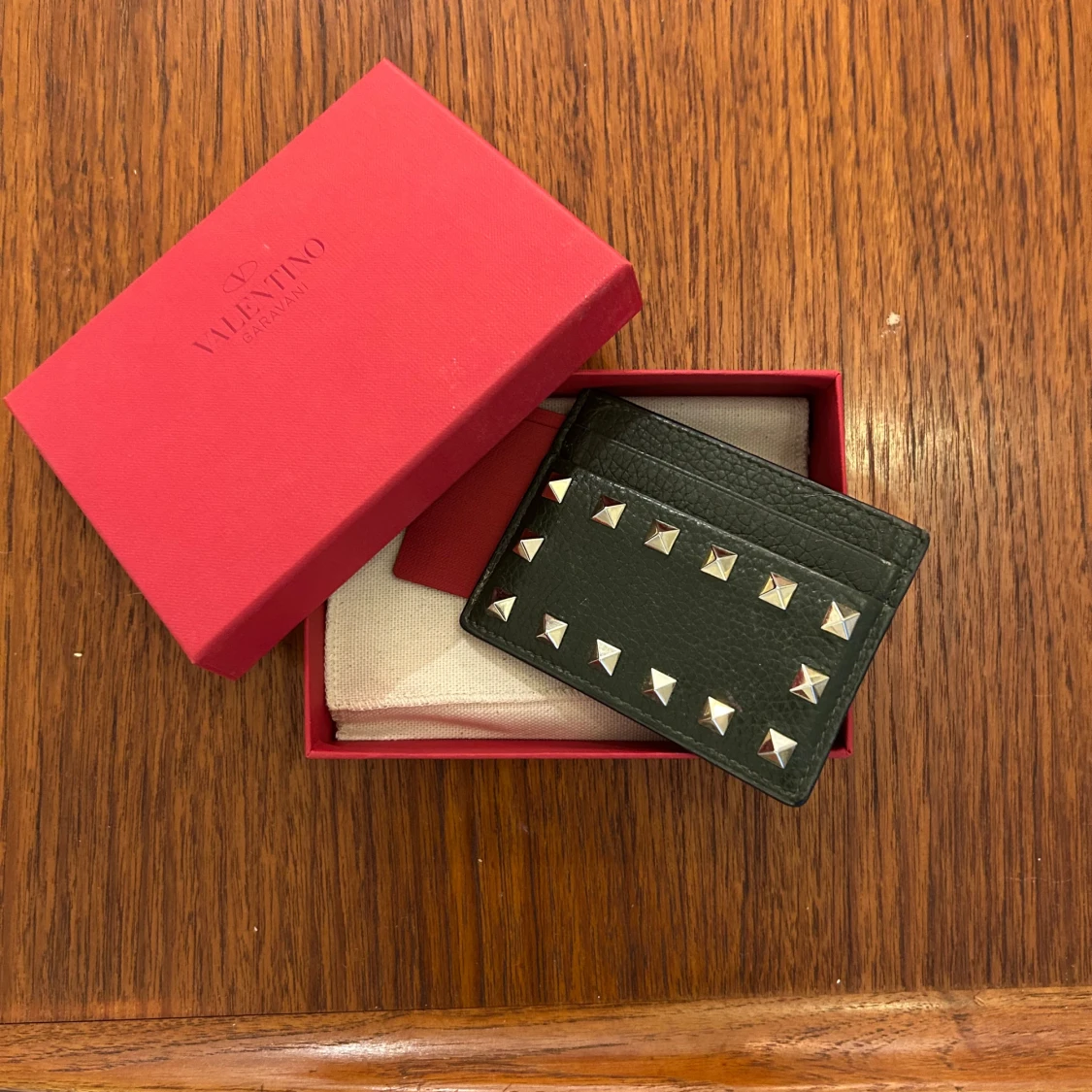 Valentino plånbok / korthållare med nitar