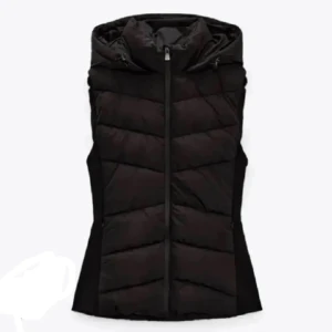 Svart Zara väst med huva - Säljer den då den inte kommer till användning längre, inga defekter Stl xs