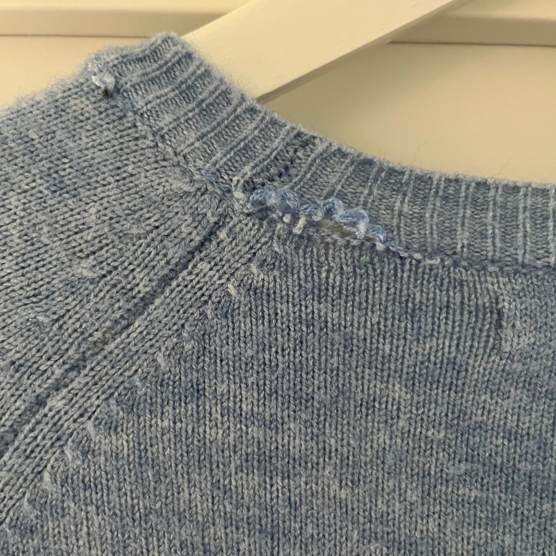 Ljusblå stickad tröja från ONLY - 4